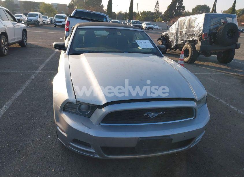 Photo 12 of 2014 Ford Mustang V6 (VIN 1ZVBP8EM0E5205971)