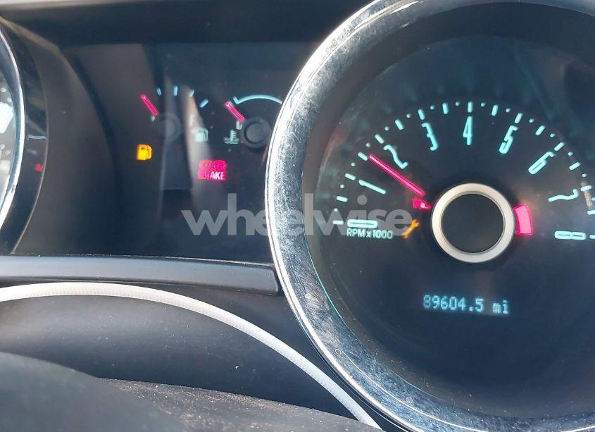 Photo 15 of 2014 Ford Mustang V6 (VIN 1ZVBP8EM0E5205971)