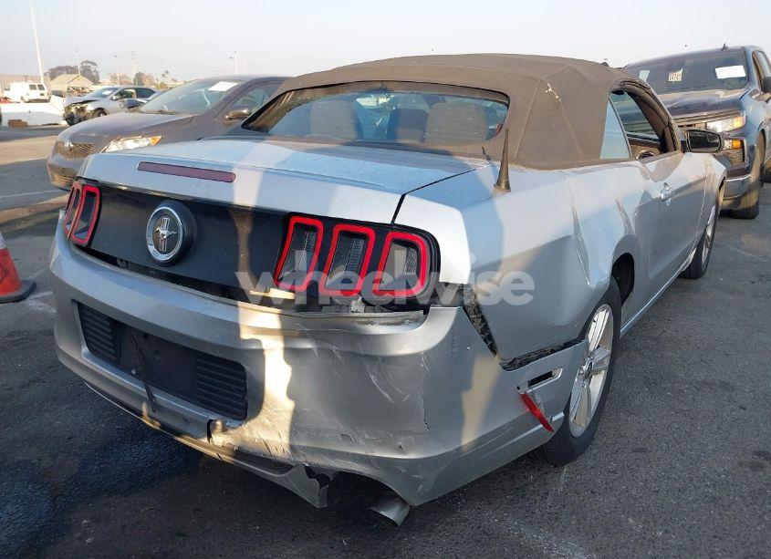 Photo 4 of 2014 Ford Mustang V6 (VIN 1ZVBP8EM0E5205971)