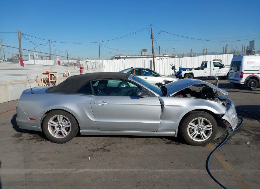 Photo 13 of 2014 Ford Mustang V6 (VIN 1ZVBP8EM0E5293324)