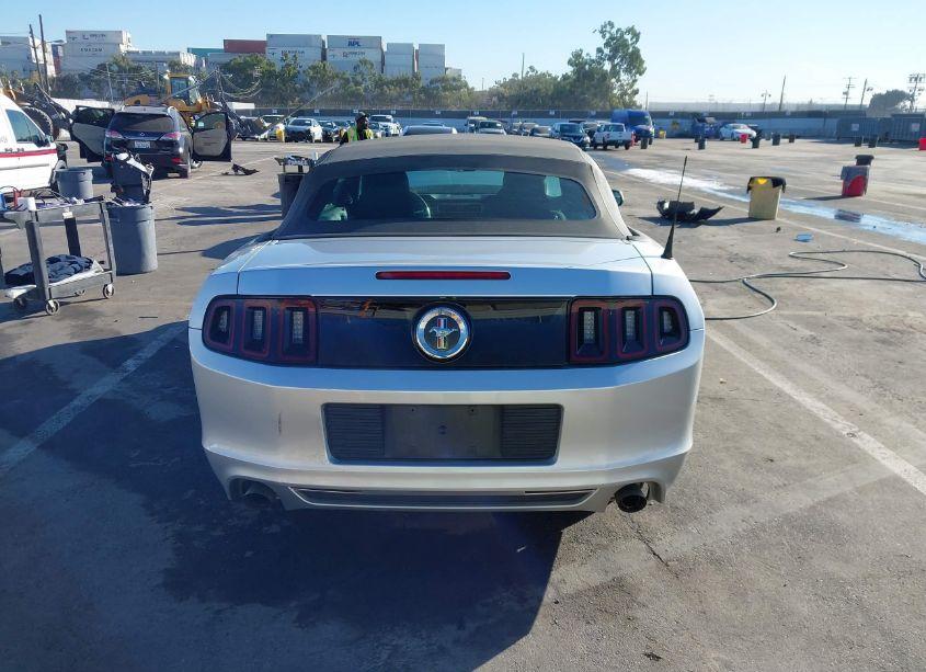 Photo 16 of 2014 Ford Mustang V6 (VIN 1ZVBP8EM0E5293324)