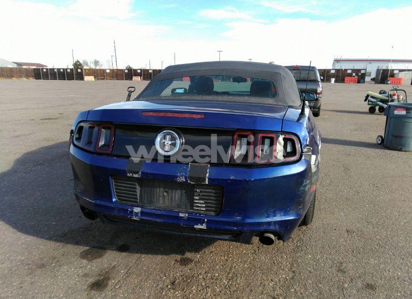 Photo 16 of 2014 Ford Mustang V6 (VIN 1ZVBP8EM0E5306721)