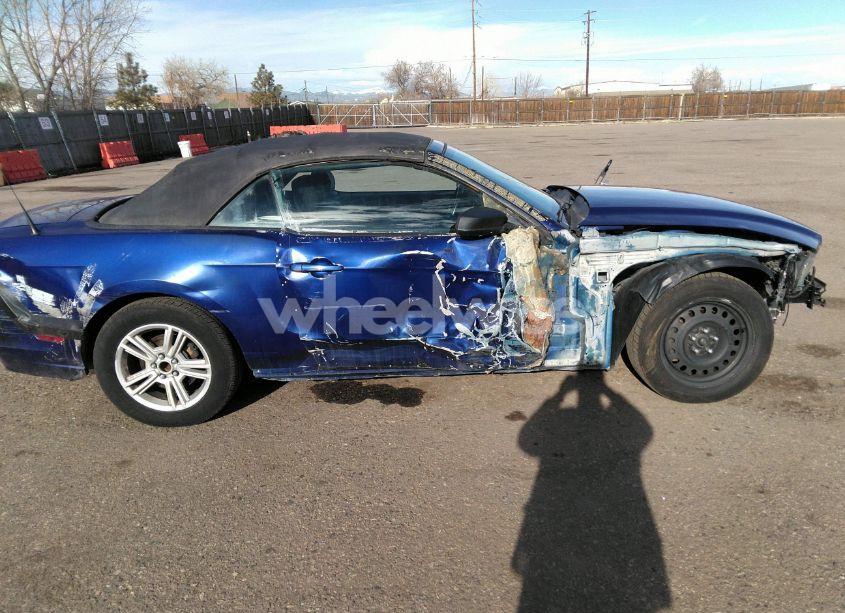 Photo 6 of 2014 Ford Mustang V6 (VIN 1ZVBP8EM0E5306721)