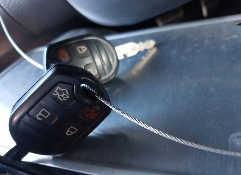 Photo 11 of 2014 Ford Mustang V6 PREMIUM (VIN 1ZVBP8EM0E5306931)