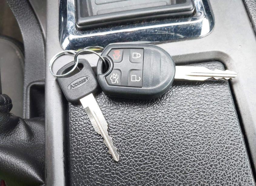 Photo 11 of 2014 Ford Mustang V6 (VIN 1ZVBP8EM0E5322529)