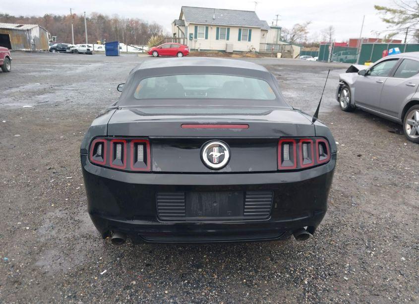 Photo 16 of 2014 Ford Mustang V6 (VIN 1ZVBP8EM0E5322529)