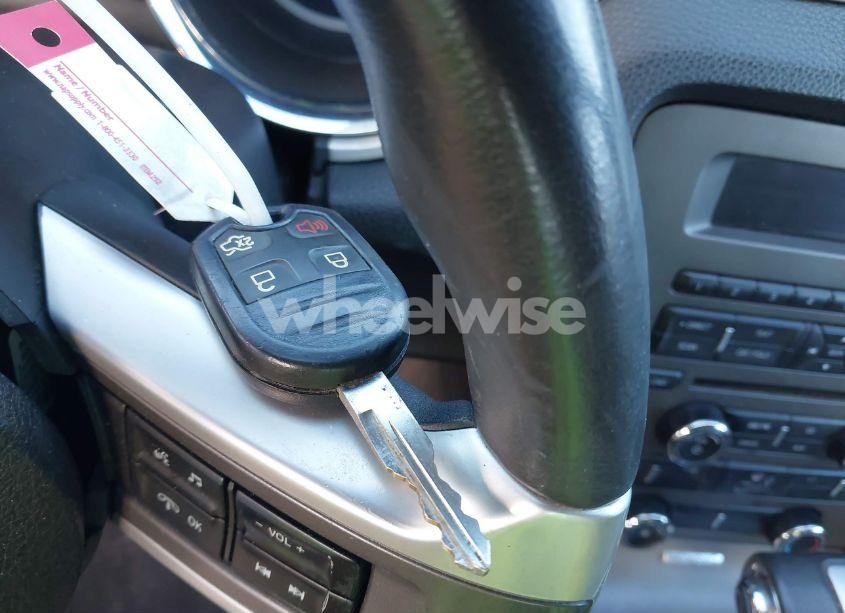 Photo 11 of 2011 Ford Mustang V6 PREMIUM (VIN 1ZVBP8EM1B5159465)