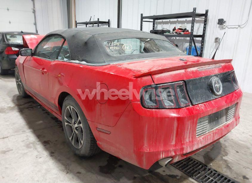 Photo 3 of 2014 Ford Mustang V6 PREMIUM (VIN 1ZVBP8EM1E5272367)