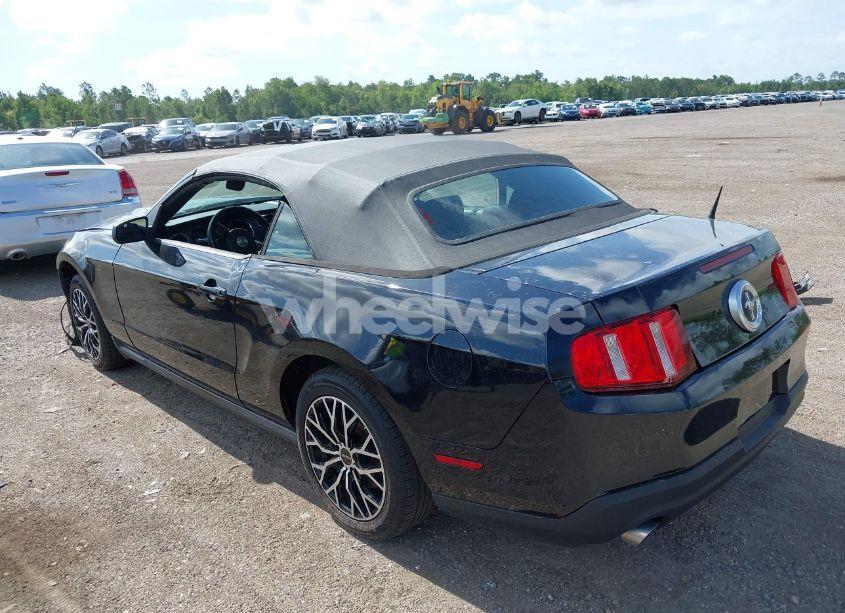 Photo 3 of 2012 Ford Mustang V6 (VIN 1ZVBP8EM2C5205421)