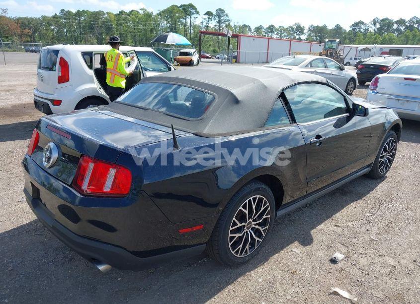 Photo 4 of 2012 Ford Mustang V6 (VIN 1ZVBP8EM2C5205421)