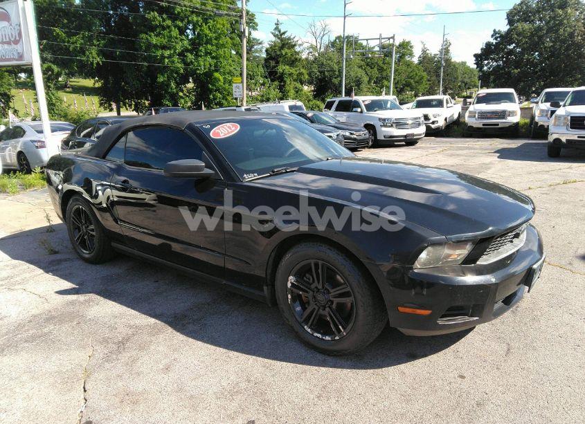 2012 Ford Mustang V6 (VIN 1ZVBP8EM2C5273329) main photo