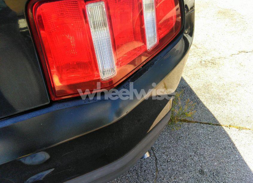 Photo 6 of 2012 Ford Mustang V6 (VIN 1ZVBP8EM2C5273329)