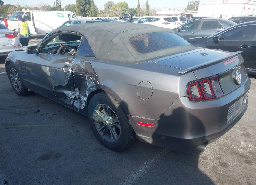 Photo 3 of 2014 Ford Mustang V6 PREMIUM (VIN 1ZVBP8EM2E5238129)