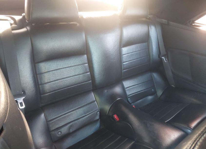 Photo 8 of 2014 Ford Mustang V6 PREMIUM (VIN 1ZVBP8EM2E5238129)