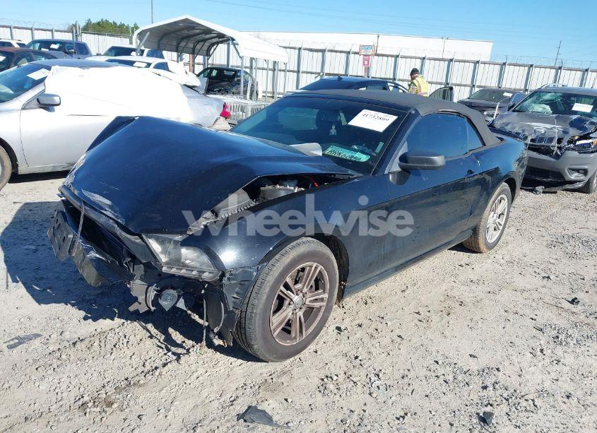 Photo 2 of 2014 Ford Mustang V6 (VIN 1ZVBP8EM2E5322709)