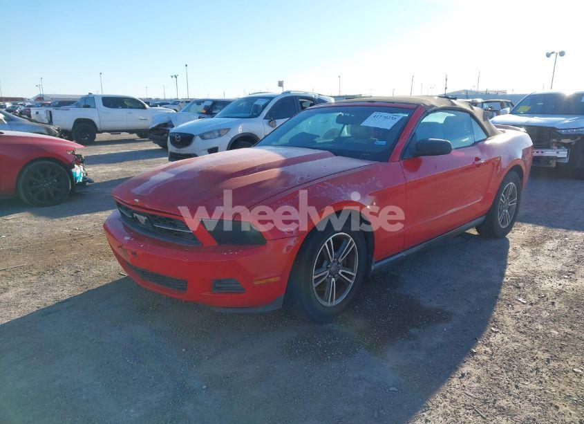 Photo 2 of 2012 Ford Mustang V6 PREMIUM (VIN 1ZVBP8EM3C5279673)