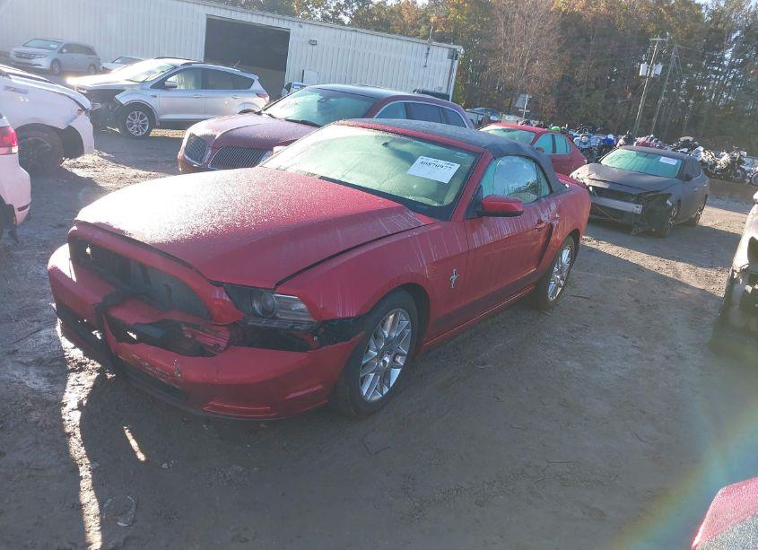 Photo 2 of 2013 Ford Mustang V6 PREMIUM (VIN 1ZVBP8EM3D5256430)