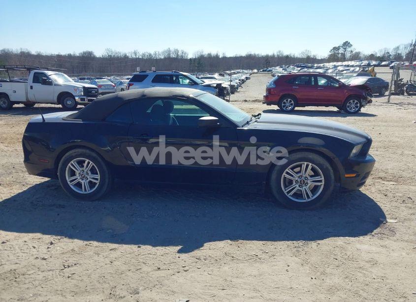 Photo 14 of 2014 Ford Mustang V6 (VIN 1ZVBP8EM3E5213160)