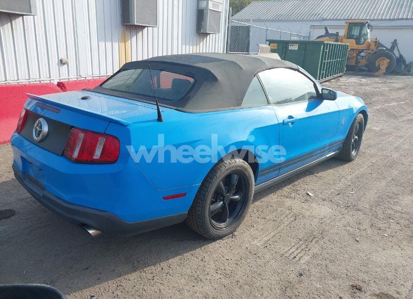 Photo 4 of 2011 Ford Mustang V6 PREMIUM (VIN 1ZVBP8EM4B5110048)