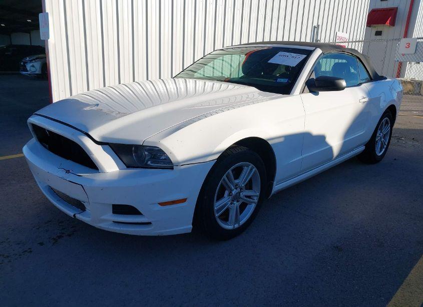 Photo 2 of 2013 Ford Mustang V6 (VIN 1ZVBP8EM4D5276122)