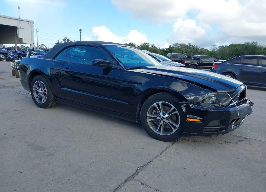2014 Ford Mustang V6 PREMIUM (VIN 1ZVBP8EM4E5296954) main photo