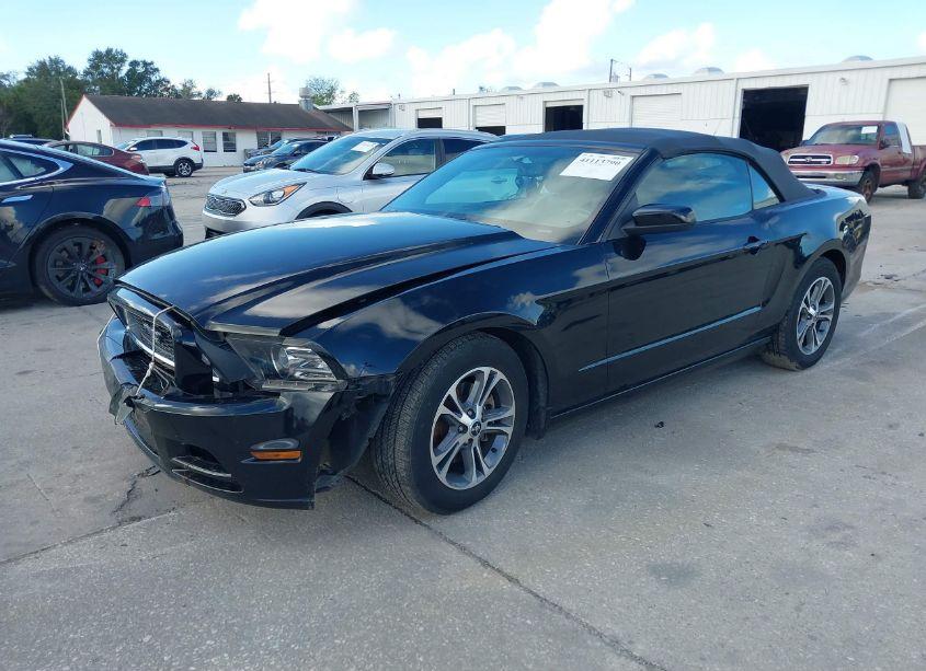 Photo 2 of 2014 Ford Mustang V6 PREMIUM (VIN 1ZVBP8EM4E5296954)
