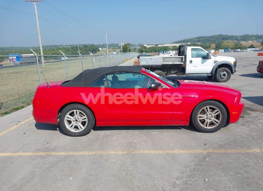 Photo 14 of 2014 Ford Mustang V6 (VIN 1ZVBP8EM5E5278947)