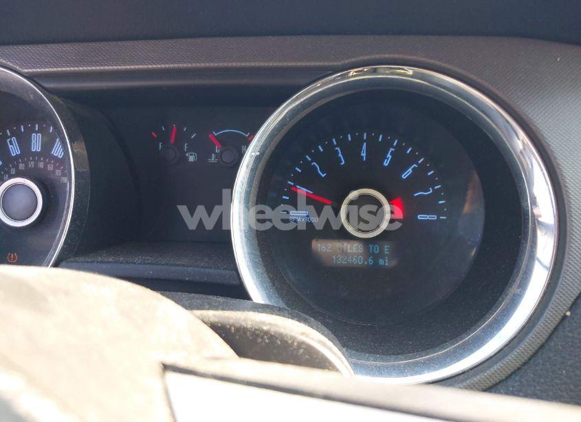 Photo 7 of 2014 Ford Mustang V6 (VIN 1ZVBP8EM5E5278947)