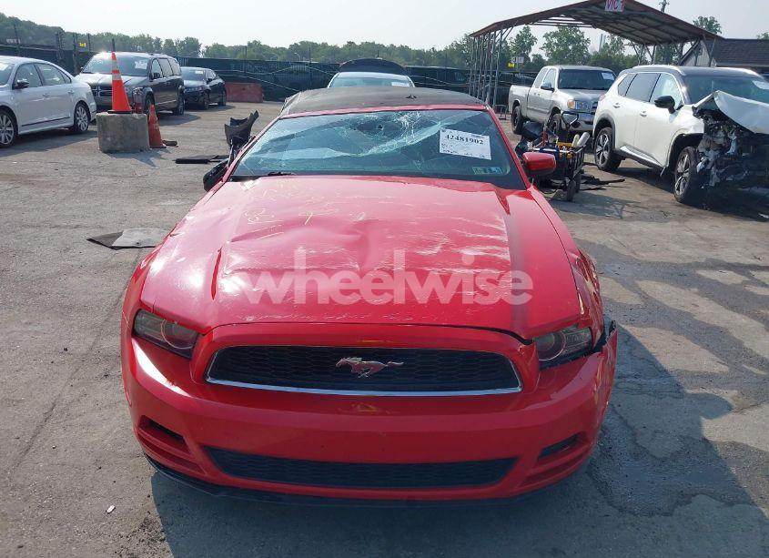 Photo 12 of 2014 Ford Mustang V6 PREMIUM (VIN 1ZVBP8EM5E5311820)
