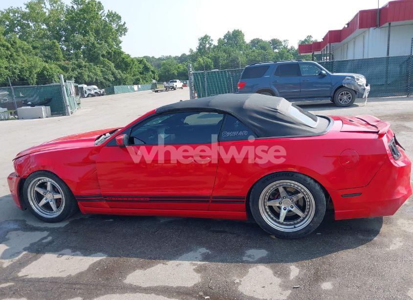 Photo 14 of 2014 Ford Mustang V6 PREMIUM (VIN 1ZVBP8EM5E5311820)