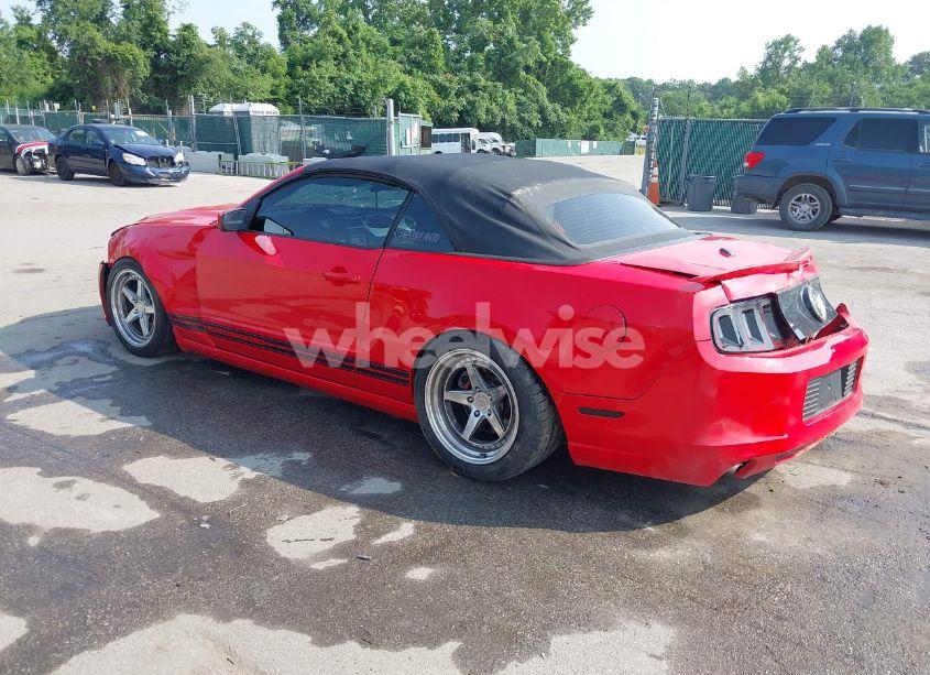 Photo 3 of 2014 Ford Mustang V6 PREMIUM (VIN 1ZVBP8EM5E5311820)