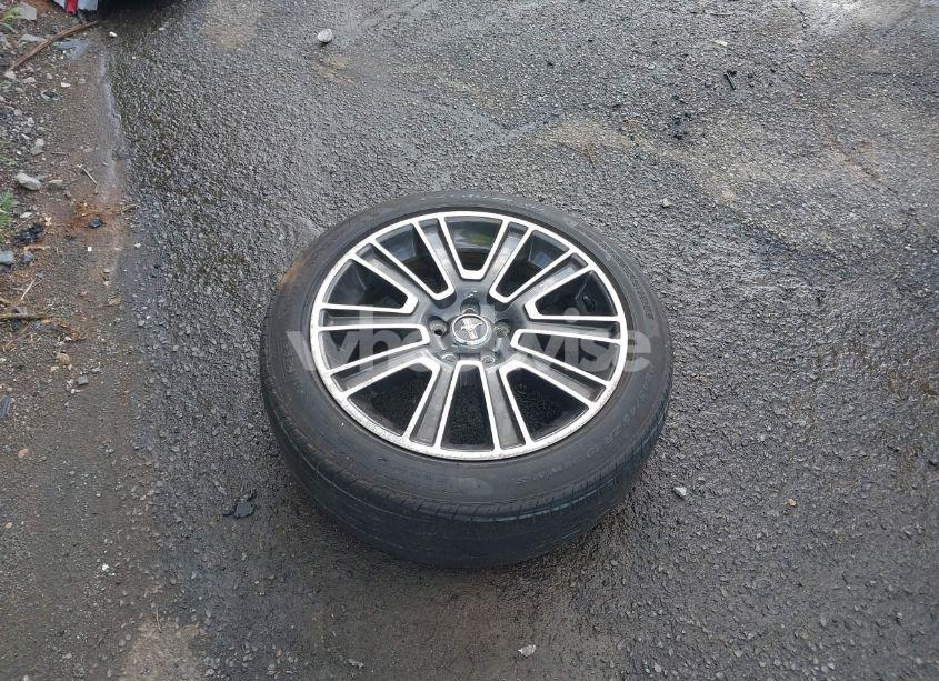 Photo 12 of 2011 Ford Mustang V6 PREMIUM (VIN 1ZVBP8EM7B5120539)