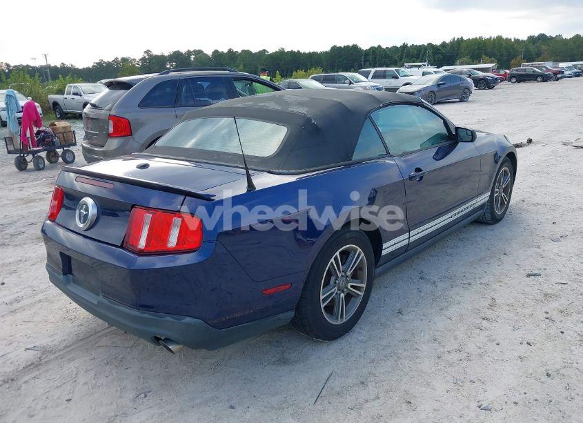 Photo 4 of 2012 Ford Mustang V6 PREMIUM (VIN 1ZVBP8EM7C5217869)