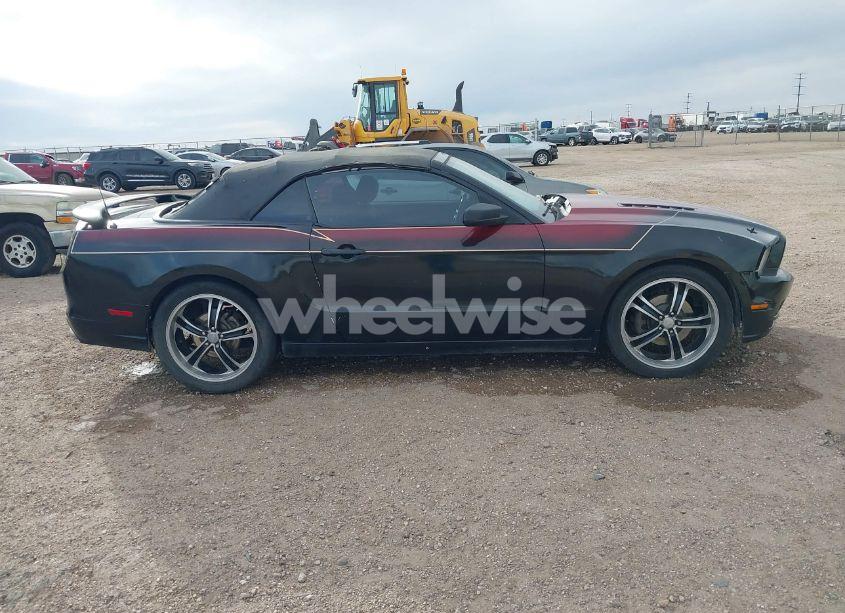 Photo 13 of 2013 Ford Mustang V6 (VIN 1ZVBP8EM7D5234088)