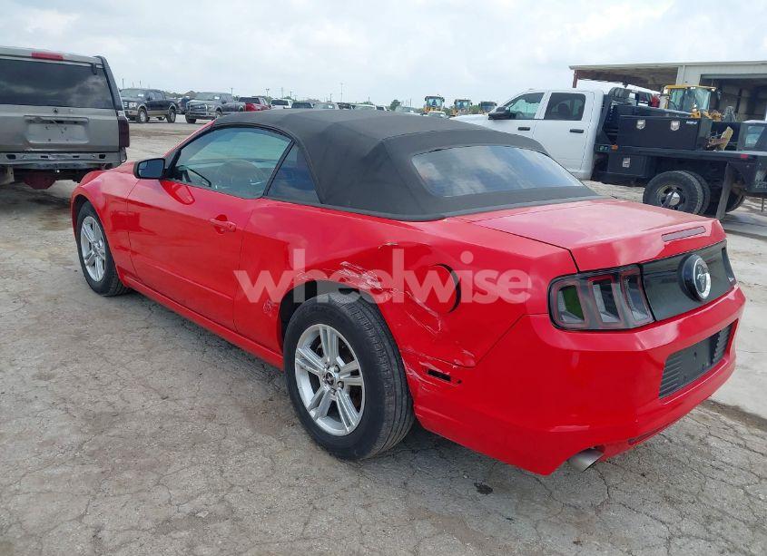 Photo 3 of 2013 Ford Mustang V6 (VIN 1ZVBP8EM7D5239369)