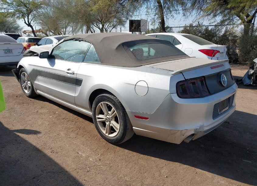 Photo 3 of 2014 Ford Mustang V6 (VIN 1ZVBP8EM7E5215672)