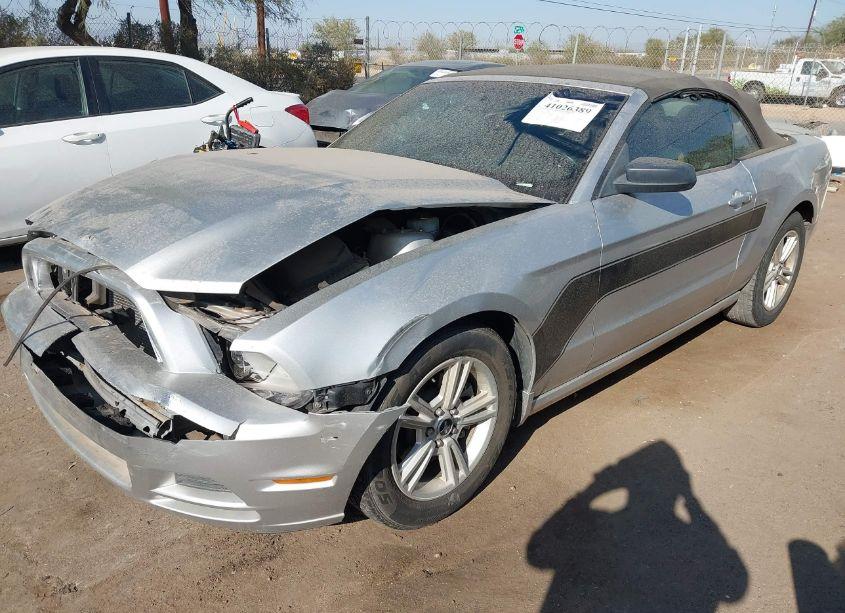 Photo 6 of 2014 Ford Mustang V6 (VIN 1ZVBP8EM7E5215672)