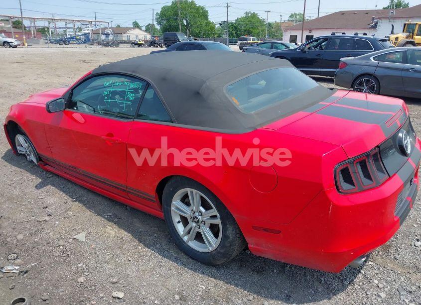 Photo 3 of 2014 Ford Mustang V6 (VIN 1ZVBP8EM7E5275774)