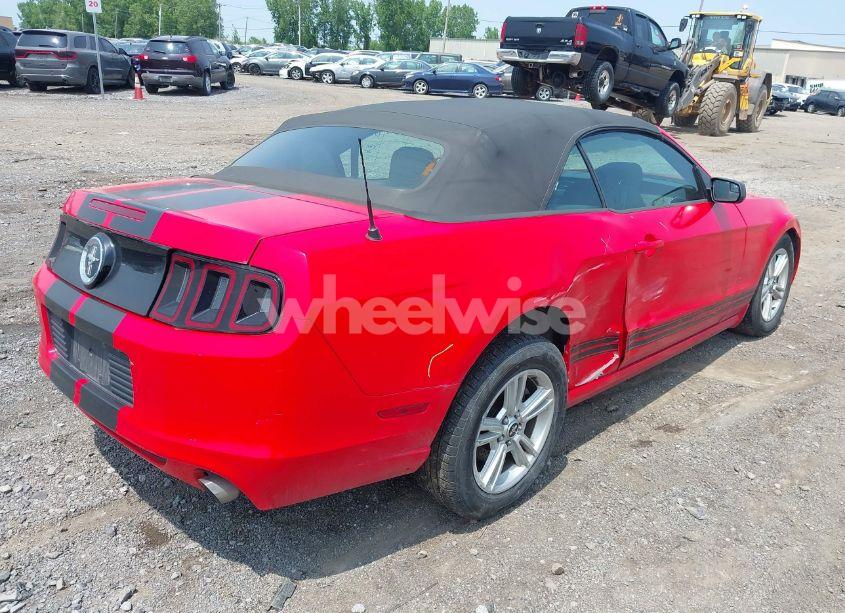 Photo 4 of 2014 Ford Mustang V6 (VIN 1ZVBP8EM7E5275774)