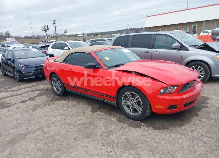 2011 Ford Mustang V6 PREMIUM (VIN 1ZVBP8EM8B5109145) main photo