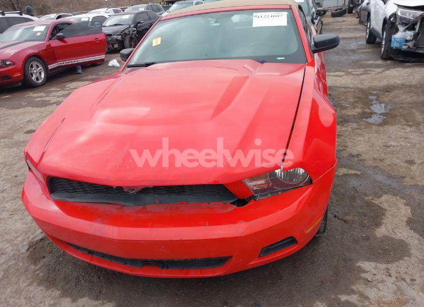 Photo 6 of 2011 Ford Mustang V6 PREMIUM (VIN 1ZVBP8EM8B5109145)