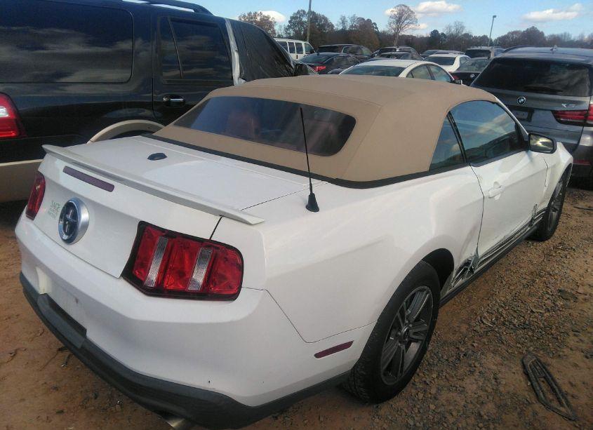 Photo 4 of 2011 Ford Mustang V6 PREMIUM (VIN 1ZVBP8EM8B5119870)