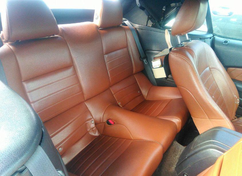 Photo 8 of 2011 Ford Mustang V6 PREMIUM (VIN 1ZVBP8EM8B5119870)