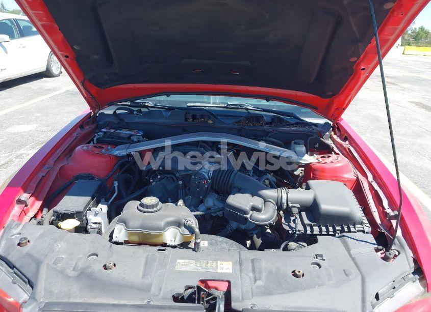 Photo 10 of 2014 Ford Mustang V6 (VIN 1ZVBP8EM8E5234165)