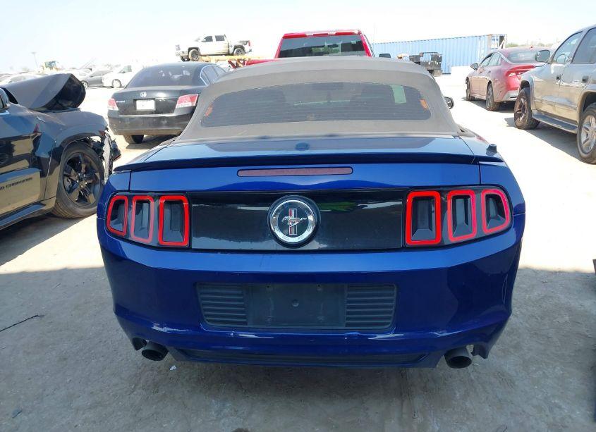 Photo 17 of 2014 Ford Mustang V6 PREMIUM (VIN 1ZVBP8EM8E5310726)