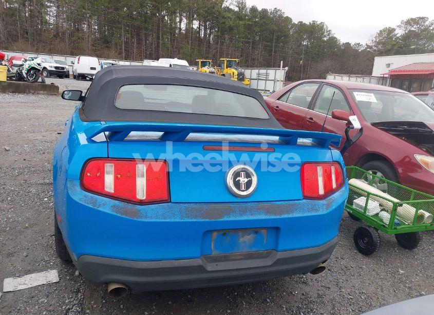 Photo 16 of 2011 Ford Mustang V6 PREMIUM (VIN 1ZVBP8EM9B5100499)