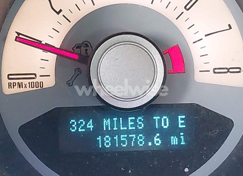 Photo 7 of 2011 Ford Mustang V6 PREMIUM (VIN 1ZVBP8EM9B5100499)