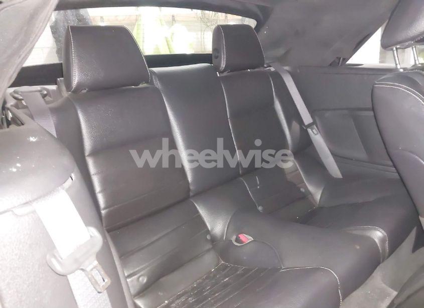 Photo 8 of 2012 Ford Mustang V6 PREMIUM (VIN 1ZVBP8EM9C5212396)