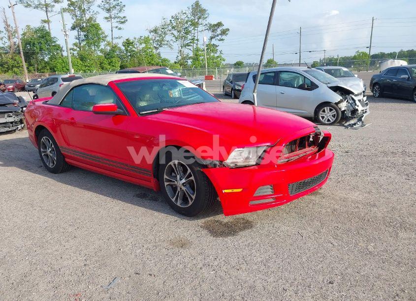 2014 Ford Mustang V6 PREMIUM (VIN 1ZVBP8EM9E5275890) main photo