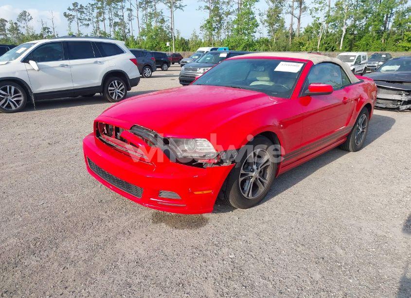 Photo 2 of 2014 Ford Mustang V6 PREMIUM (VIN 1ZVBP8EM9E5275890)